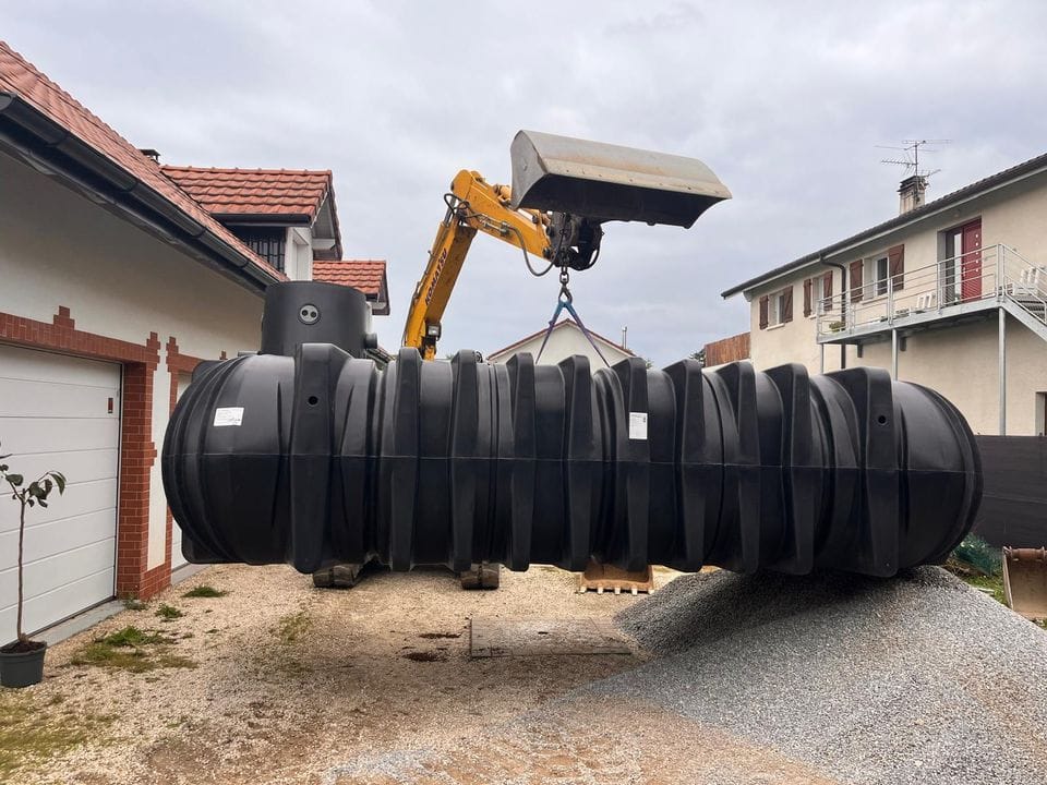 Installation d'un récupérateur d'eau de pluie enterré dans le Loir et Cher